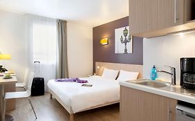 Adagio Access Paris Clichy Aparthôtel